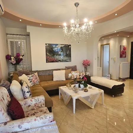 Mamas House Кавала